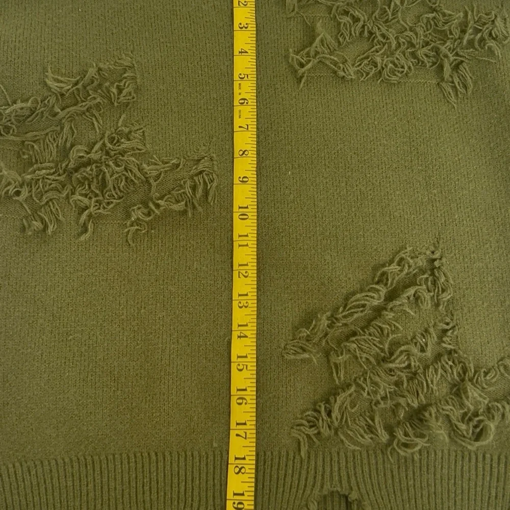 SHEIN Olive Distressed Crew‎ Neck Sweater - Picture 4 of 13